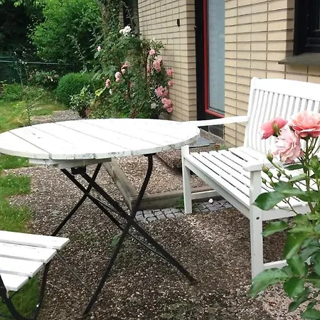 Ruhiges Einzelzimmer Mit Kuechen- Und Badnutzung Nahe Bhf Séjour chez l'habitant Zierenberg